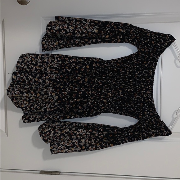 Off shoulder romper - Picture 1 of 2